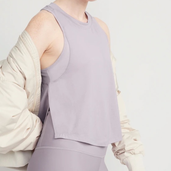 NWT Sleeveless UltraLite All-Day Performance Cropped Top, Wanderlust (Purple) - Picture 3 of 5